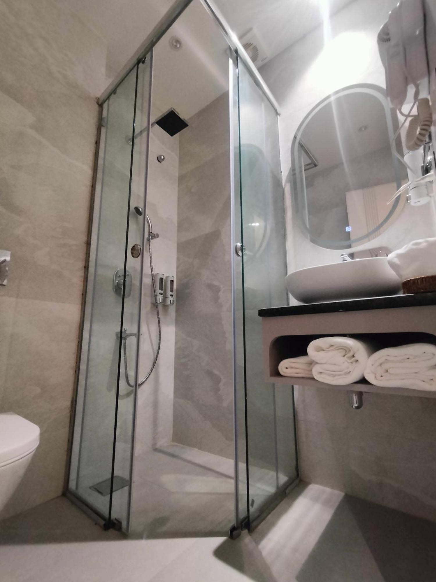 Mohali Hiraya Hotels מראה חיצוני תמונה