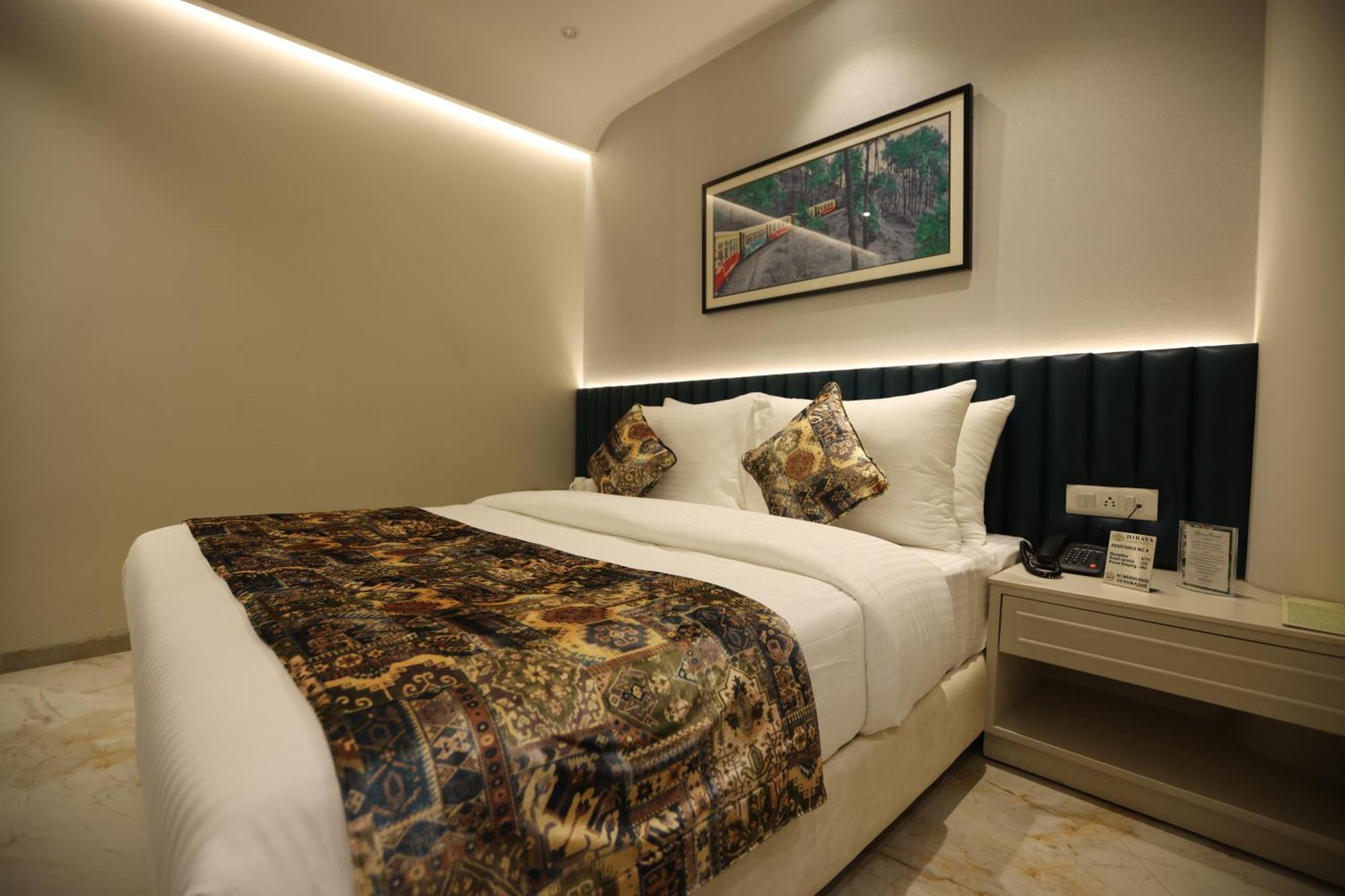 Mohali Hiraya Hotels מראה חיצוני תמונה